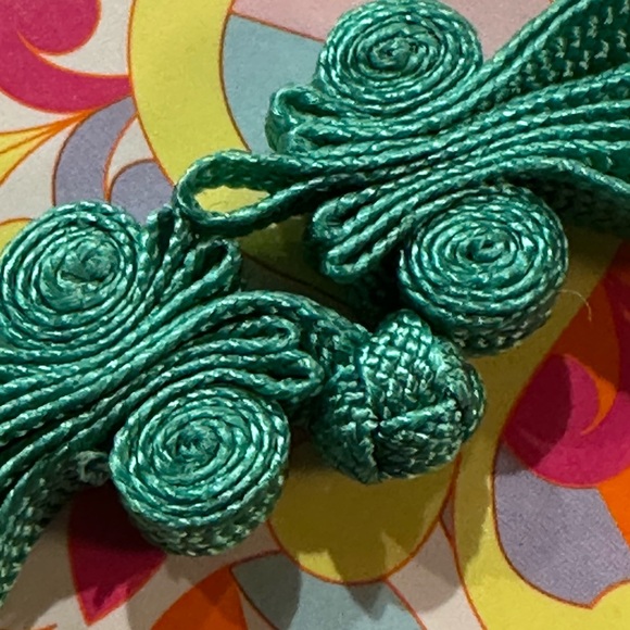 2” Chinese frog knot closure - 10 Pairs green - Picture 4 of 5